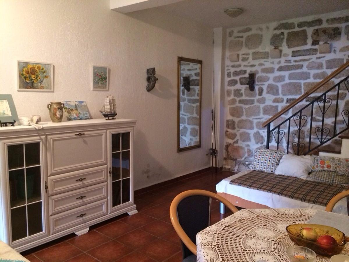 Be happy in Perast Apartment Bagian luar foto