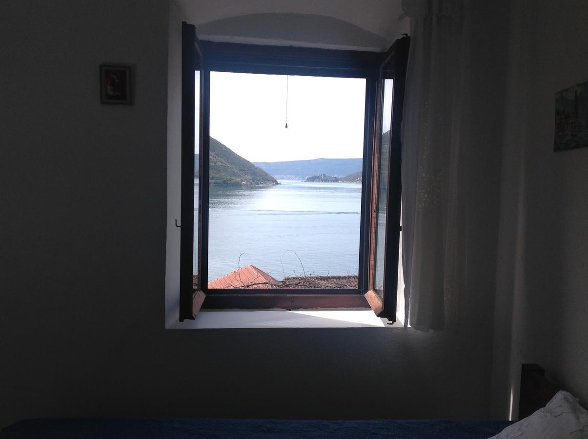 Be happy in Perast Apartment Bagian luar foto