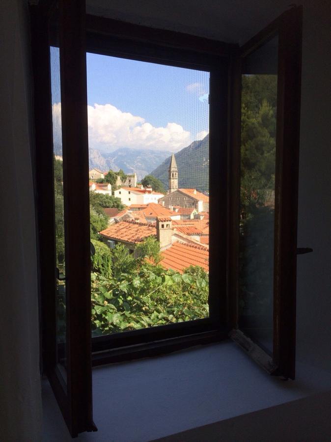 Be happy in Perast Apartment Bagian luar foto